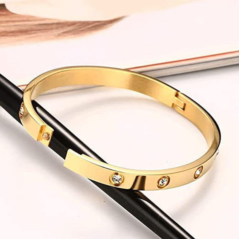 Stainless Steel Contemporary Gold Plated Love Anti-Tarnish Bracelet For Women