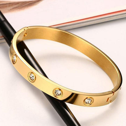 Stainless Steel Contemporary Gold Plated Love Anti-Tarnish Bracelet For Women