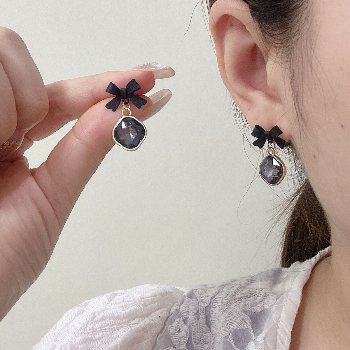 Korean Black Bow Crystal Earrings