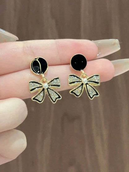 Rhinestone & Faux pearl Bow Drop Earrings