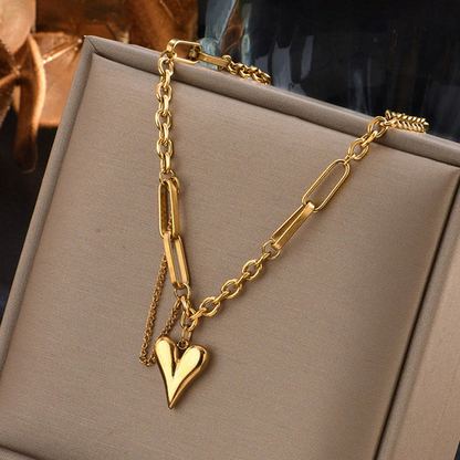 Gold Plated Stainless Steel Anti Tarnish Heart Themed Rope Chain Necklace For Women