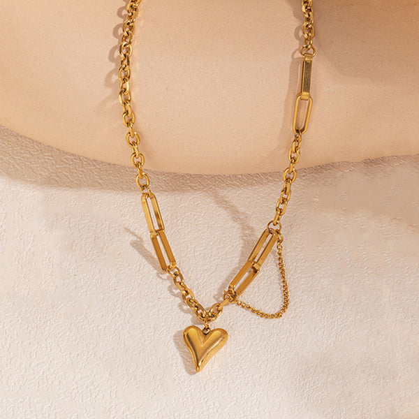 Gold Plated Stainless Steel Anti Tarnish Heart Themed Rope Chain Necklace For Women